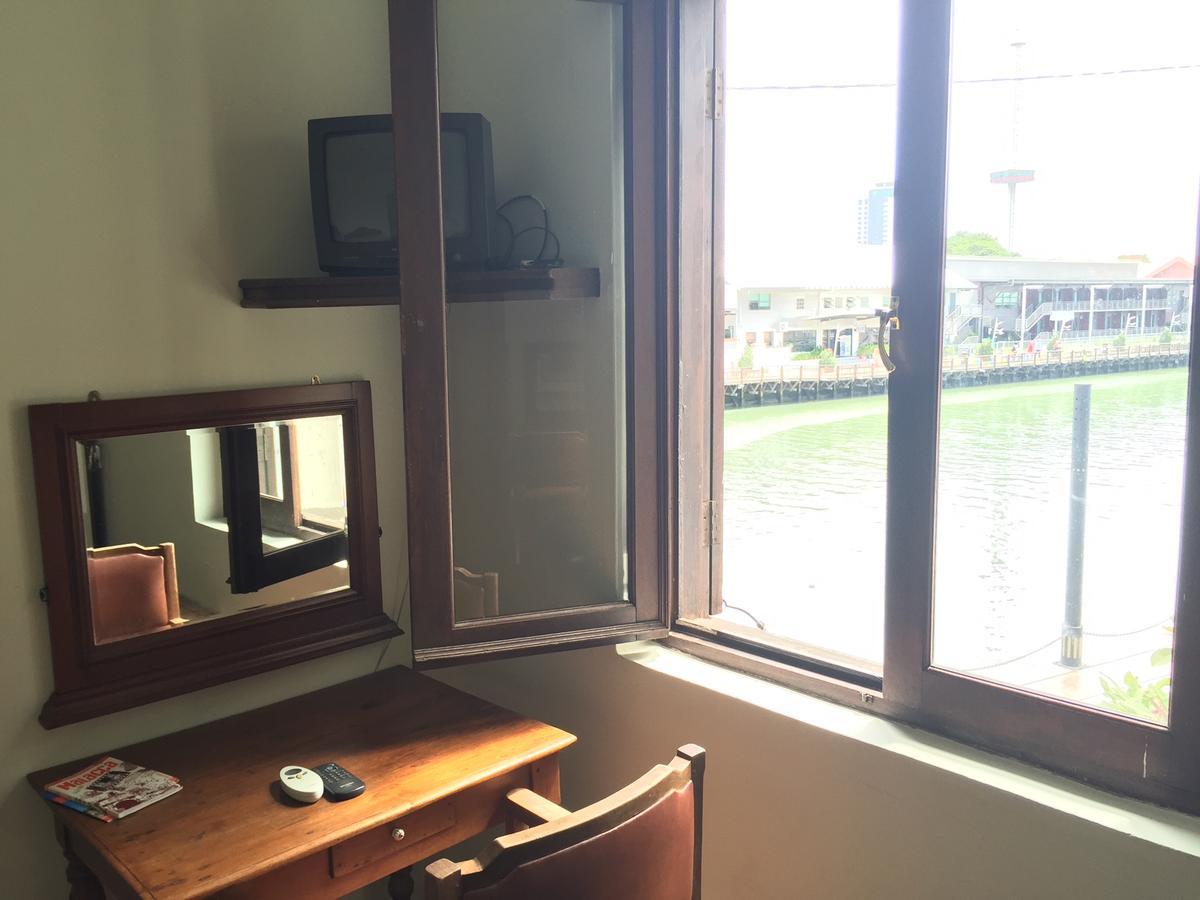 Готель Heeren House Malacca Екстер'єр фото