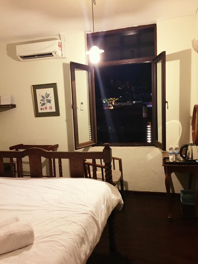 Готель Heeren House Malacca Екстер'єр фото