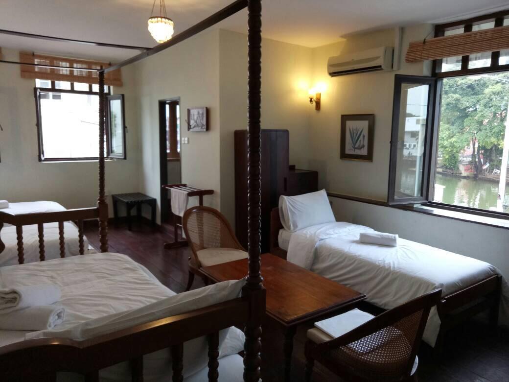 Готель Heeren House Malacca Екстер'єр фото
